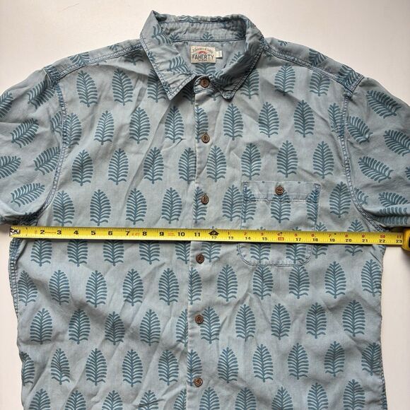 Faherty Men Short Sleeve Breeze Shirt 100% Tencel Large Leaf Print All Over Blue - Picture 7 of 9